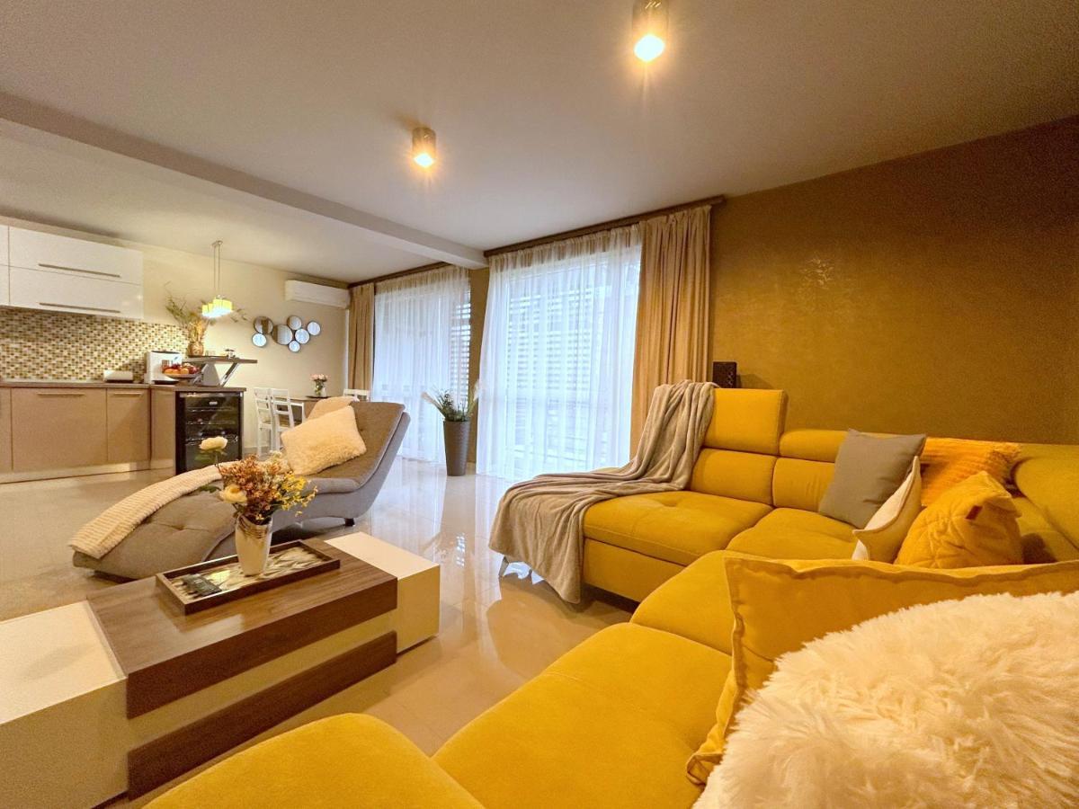 Thea Apartment 蒂米什瓦拉 外观 照片