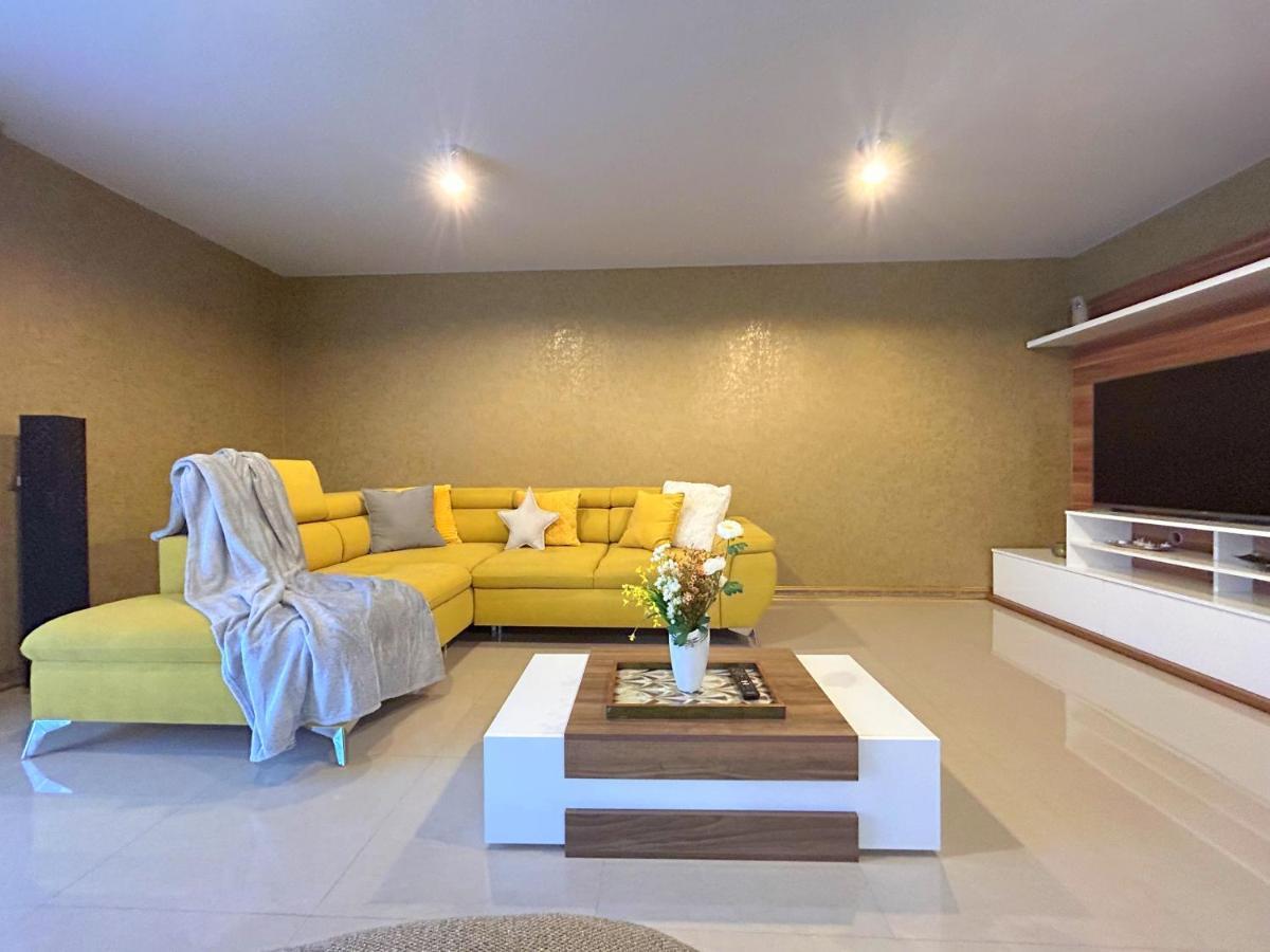 Thea Apartment 蒂米什瓦拉 外观 照片